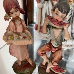 2 boy and girl mini figurine